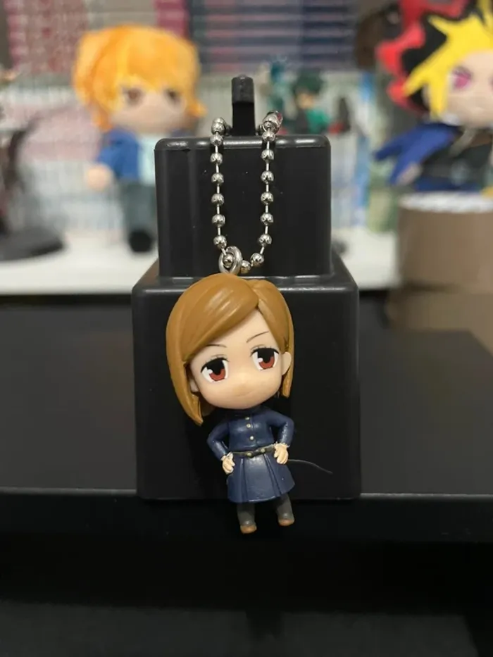 Jujutsu Kaisen - Porte-clés gashapon - Nobara Kugisaki