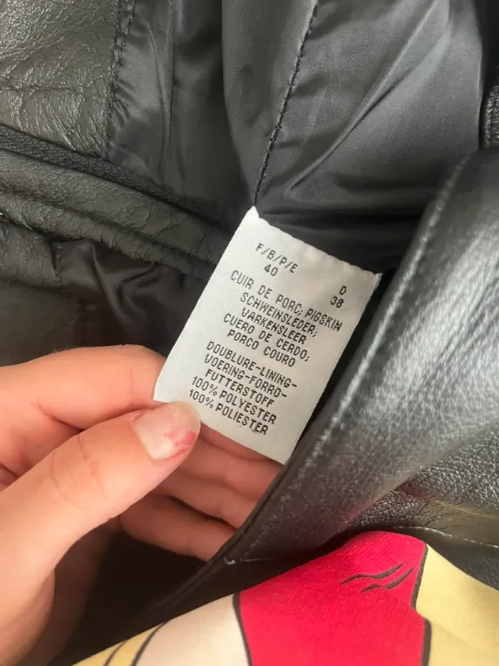 Jupe en cuir taille 40 - photo numéro 3