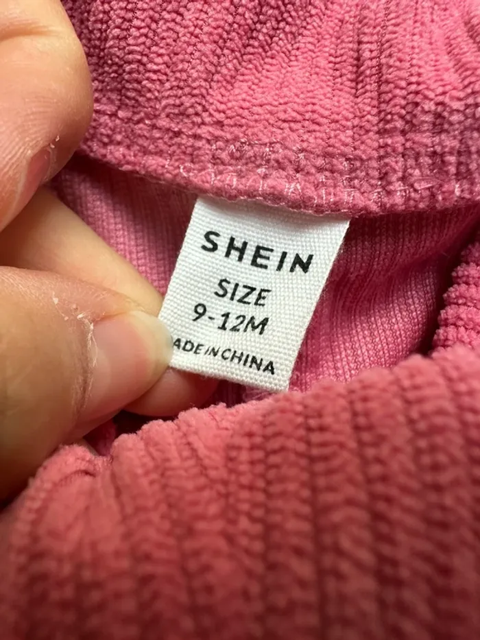 Combinaison SHEIN 9/12 mois rose - photo numéro 2