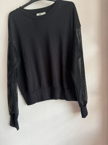 Pull noir manches filet Xs