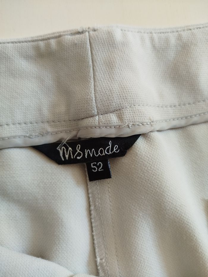 Pantalon très bonne qualité gris très clair - photo numéro 3