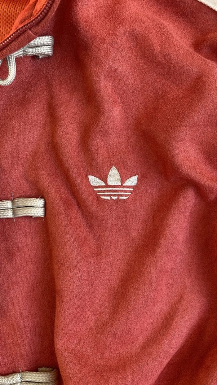 ADIDAS ORIGINALS - ADIDAS TANG JACKET CTT 3.1 SOFT SS26 (CHINA EXCLUSIVE) ROUGE - photo numéro 3