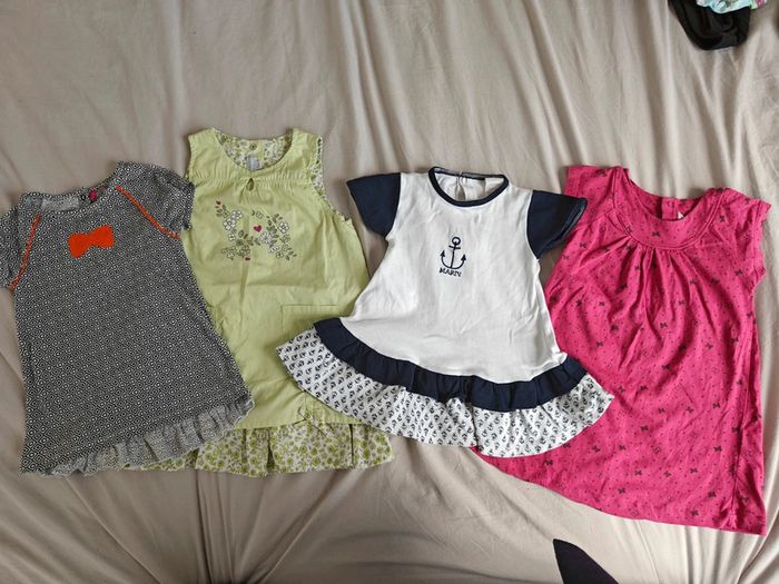 Lot 4 robes 18 mois
