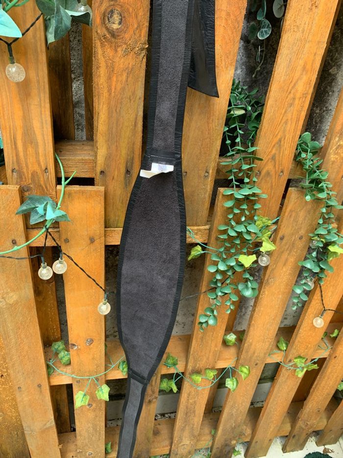 Ancienne ceinture en cuir de vachette - les 3 suisses taille s - photo numéro 4