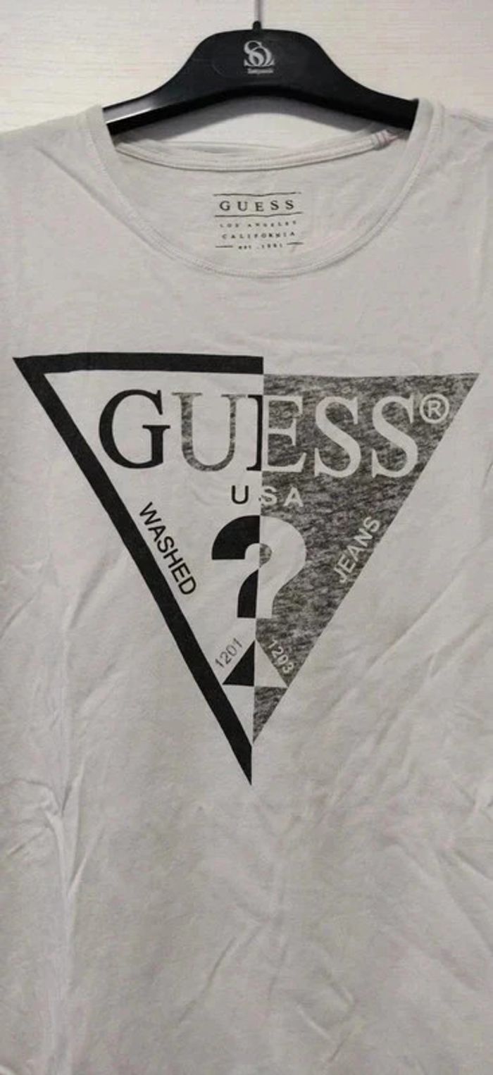 T-shirt mc Guess blanc et noir S - photo numéro 3