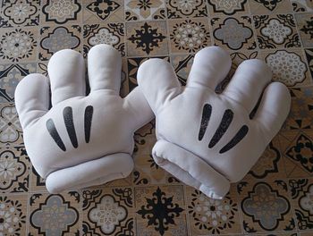 Mains de Mickey