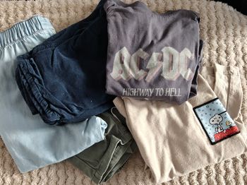 Lot vêtements/chaussures bébé