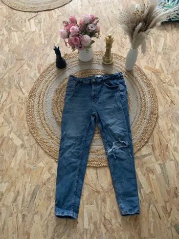 Jeans troué Zara