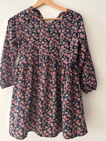 Jolie robe légère manche longue