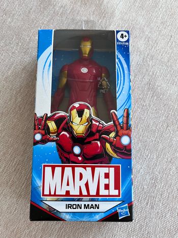 Figurine iron man marvel