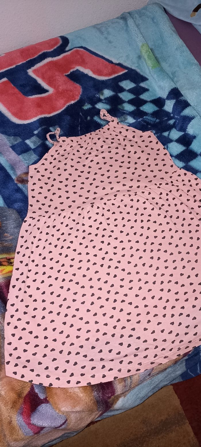 Robe   rose clair à motif coeur - photo numéro 2