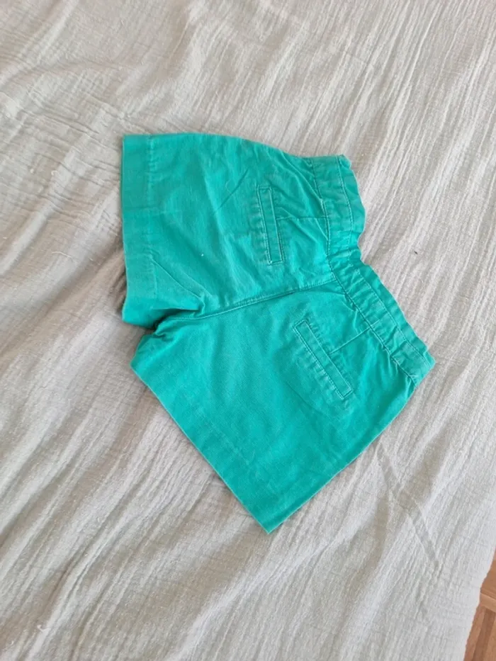 Joli short vert okaidi - photo numéro 4