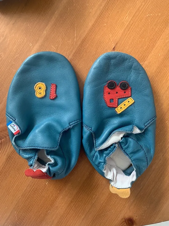 Chaussons en cuir