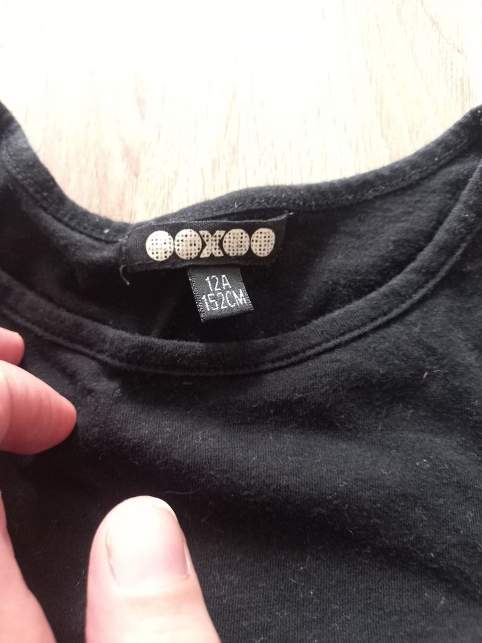 Lot jupe ikks et tee-shirt manches longues - photo numéro 4