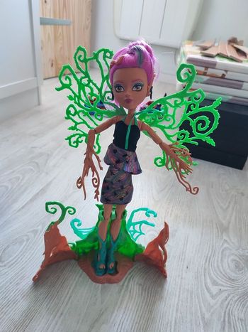 Monster high jardin treesa thorwillow