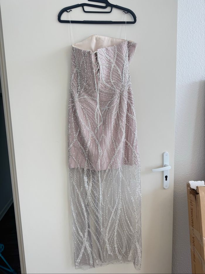 Robe soirée chic - photo numéro 4