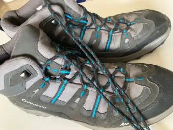 Chaussures, montagne taille 48