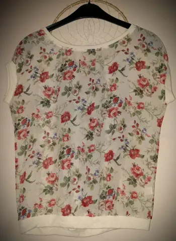 Tee-shirt fluide motif fleuri