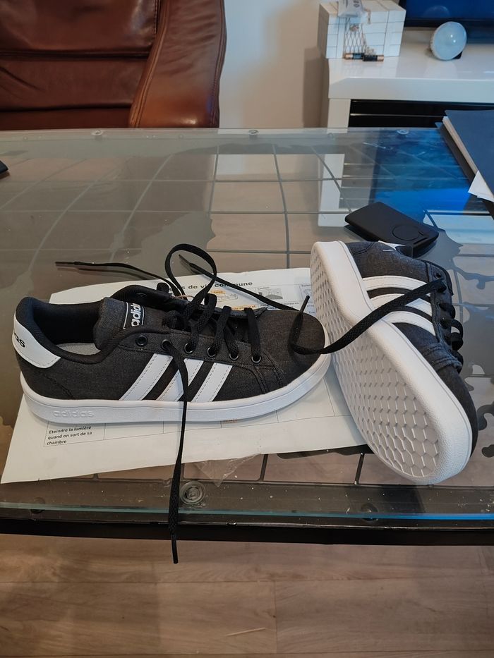 Basket adidas - photo numéro 2