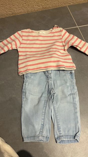 Ensemble jeans+tee shirt 3 mois
