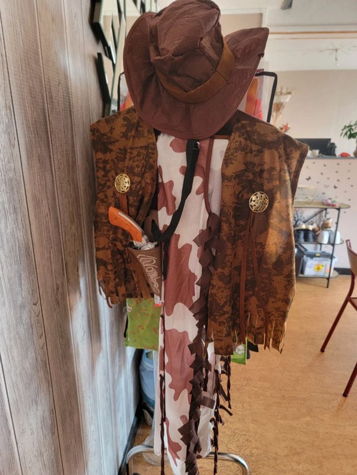 Costume