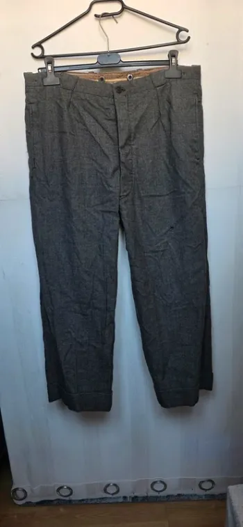 Pantalon de costume T44
