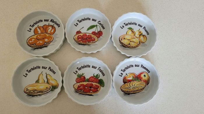 Lot de 6 mini moules à tartes en porcelaine NEUF