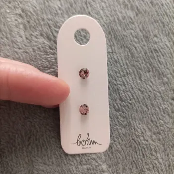 Boucles d'oreilles Bohm neuves