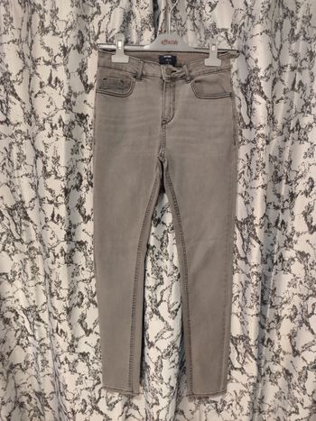 Pantalon slim gris Kiabi taille 36