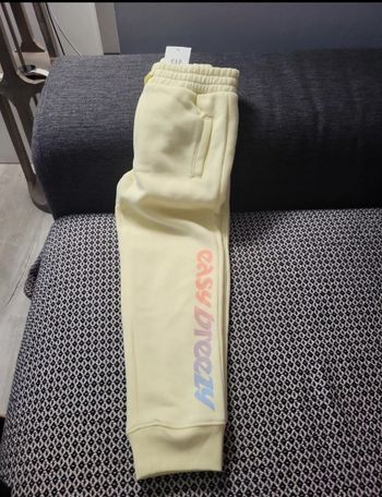 Pantalon GAP 5 ans neuf 