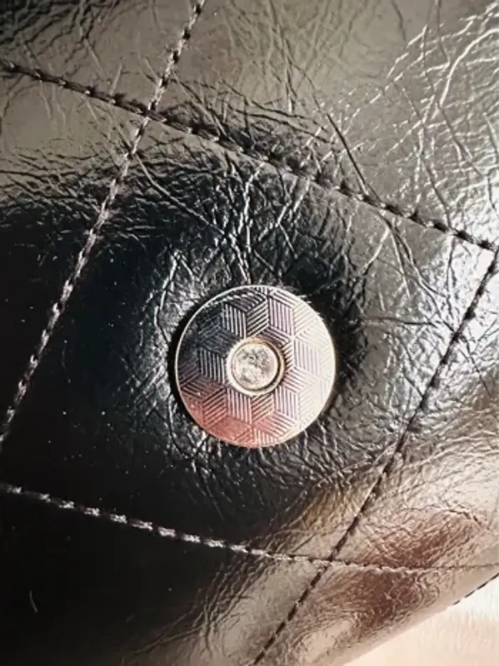 Sac à main en cuir véritable – Noir matelassé - photo numéro 5