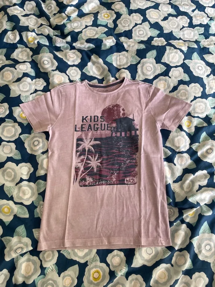 Tshirt violet Vertbaudet taille 10 ans