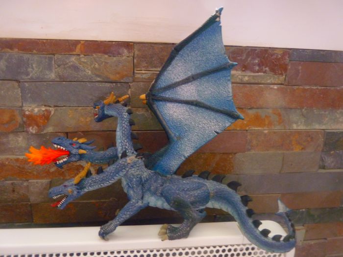 Jouet 75588 - BULLYLAND - Dragon à trois têtes bleu TBE Dragon Ball - photo numéro 2