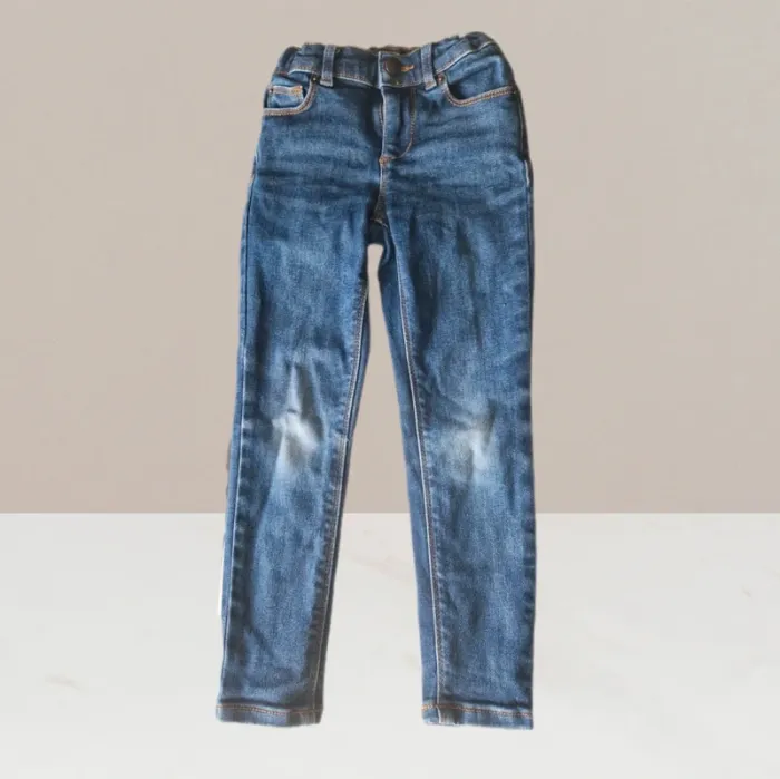 Superbe jeans bleu - Kiabi - Taille 5 ans - photo numéro 2