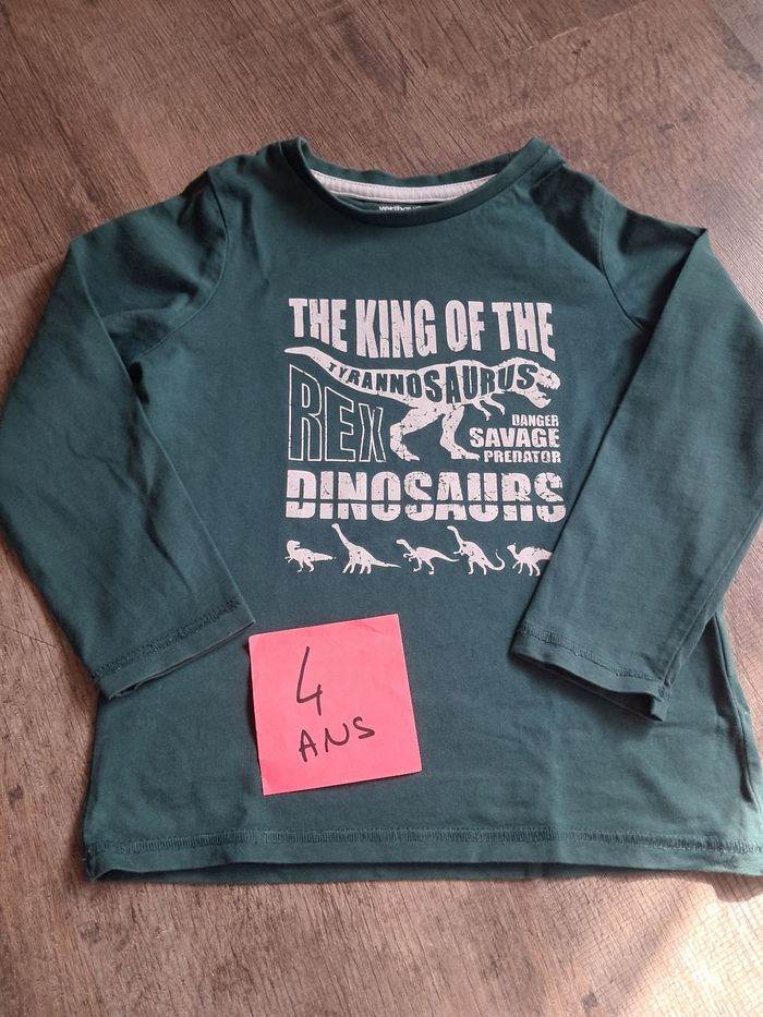 Tshirt manches longues 4 ans