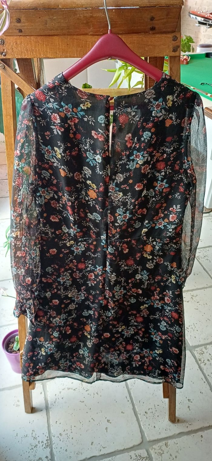 Robe fleurie - photo numéro 2