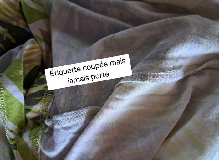 Polo / chemise NEUF pour femme taille 52 - photo numéro 3