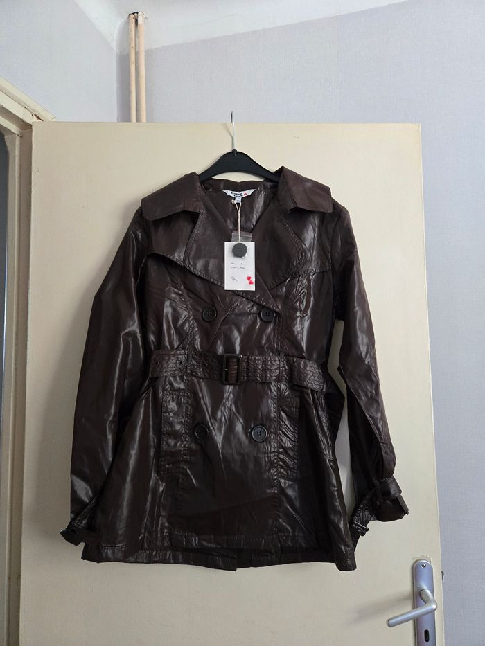 Trench léger marron foncé M