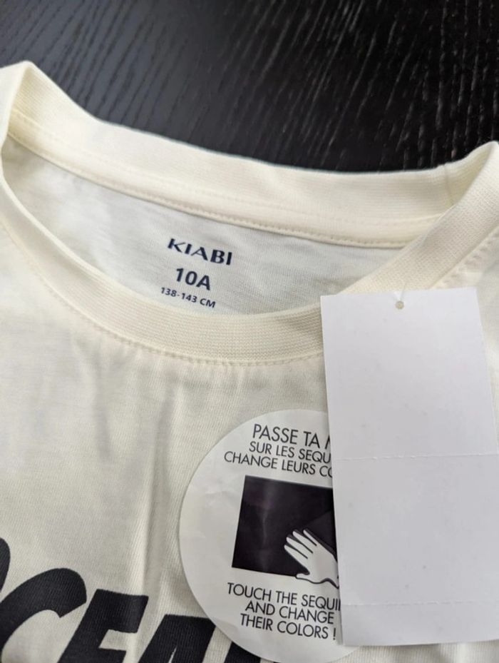 Tee-shirt manches courtes avec sequins 10 ans neuf - photo numéro 3