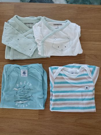 Lot 4 body taille 3 mois  (60 cm)