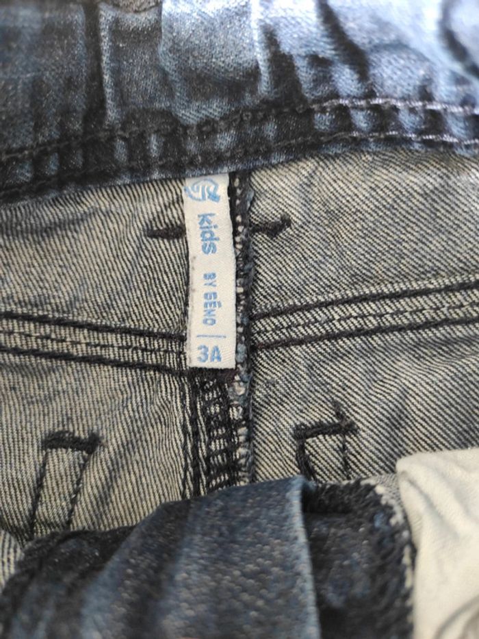 Jeans 3 ans - photo numéro 2
