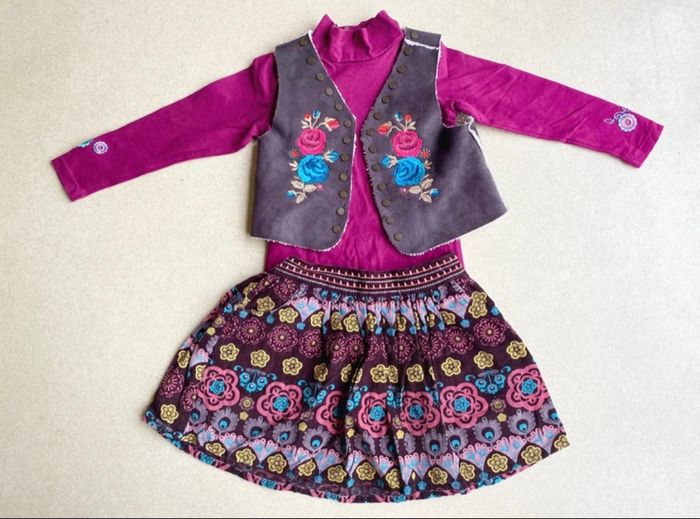 Ensemble fleurie DPAM 4 ans