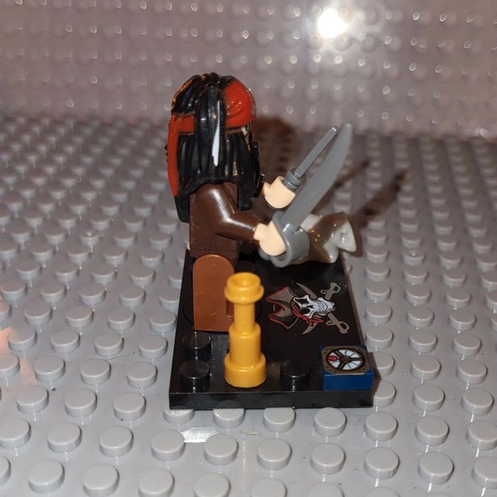 Minifigure / Figurine  💀 Film Pirates des Caraïbes 💀 Jack Sparrow - photo numéro 4
