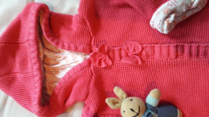 Gilet chaud fuchsia 9 mois - photo numéro 2