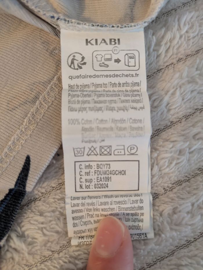 Pyjama Garçon Kiabi - 8 ans (126-131 cm) - Beige Dinosaures "Age of Giants" 🦕 - photo numéro 4