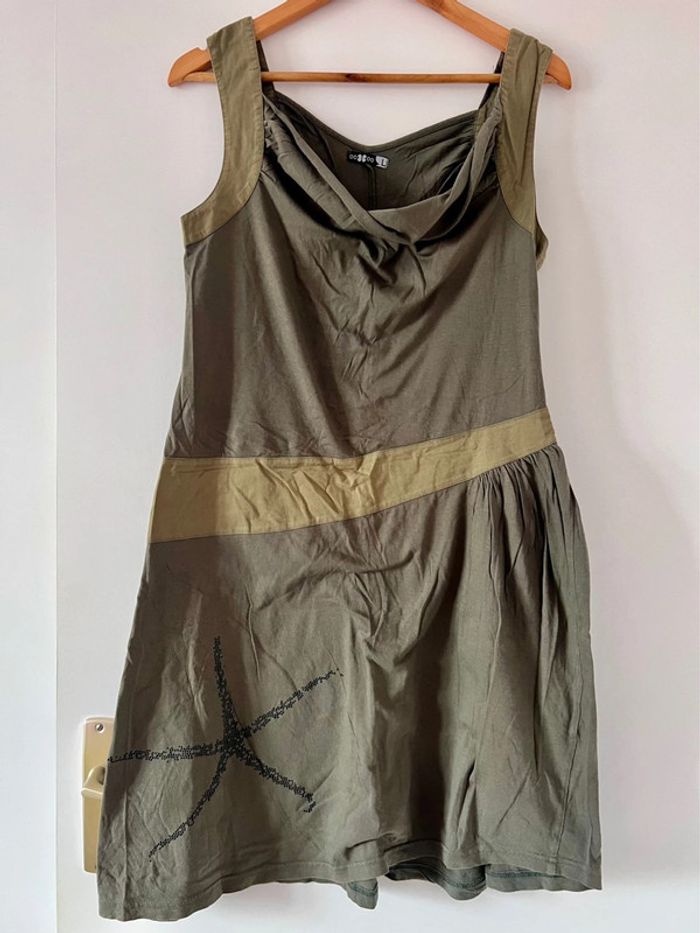 Robe taille 40 kaki