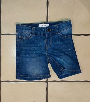 Short fille 4 ans 