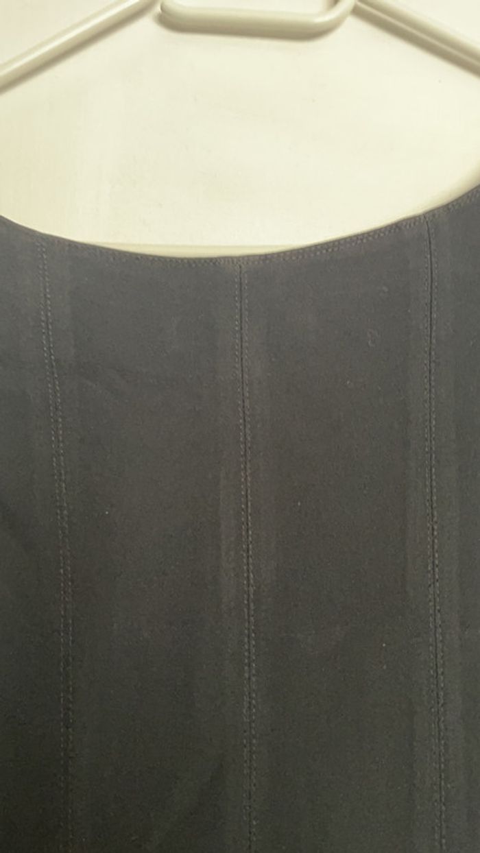 Robe noir - photo numéro 8