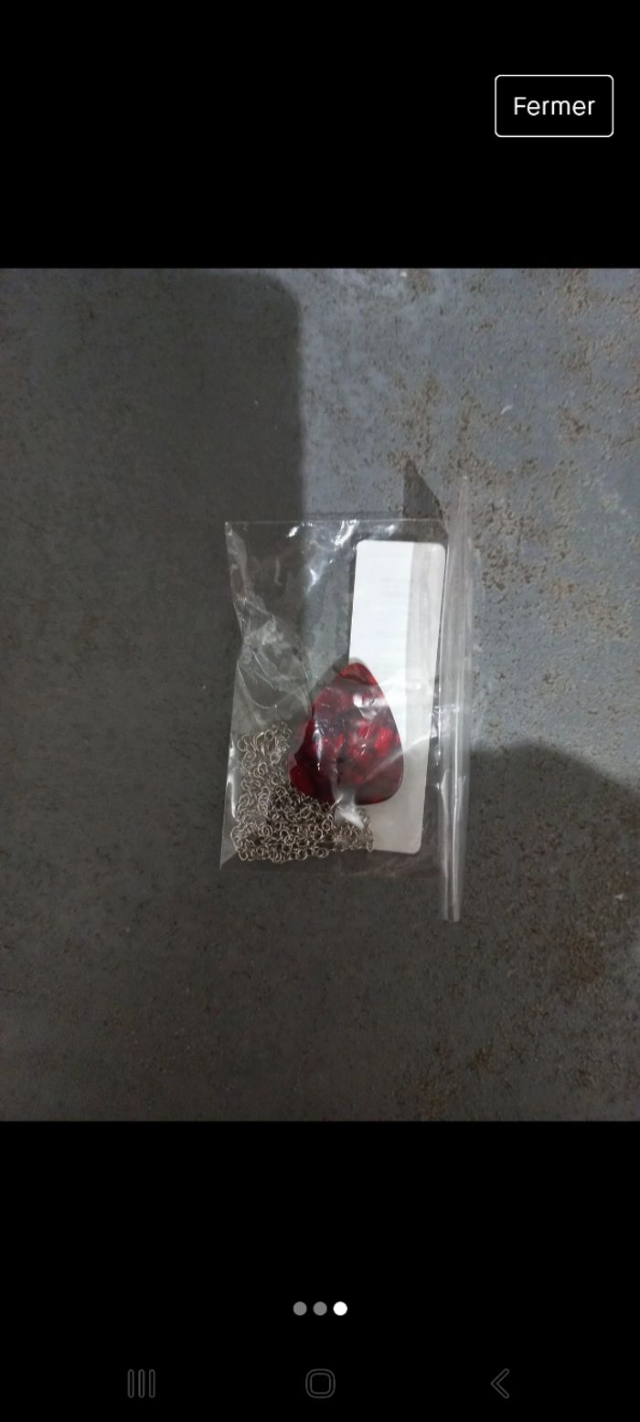 Collier médiator de guitare - photo numéro 2