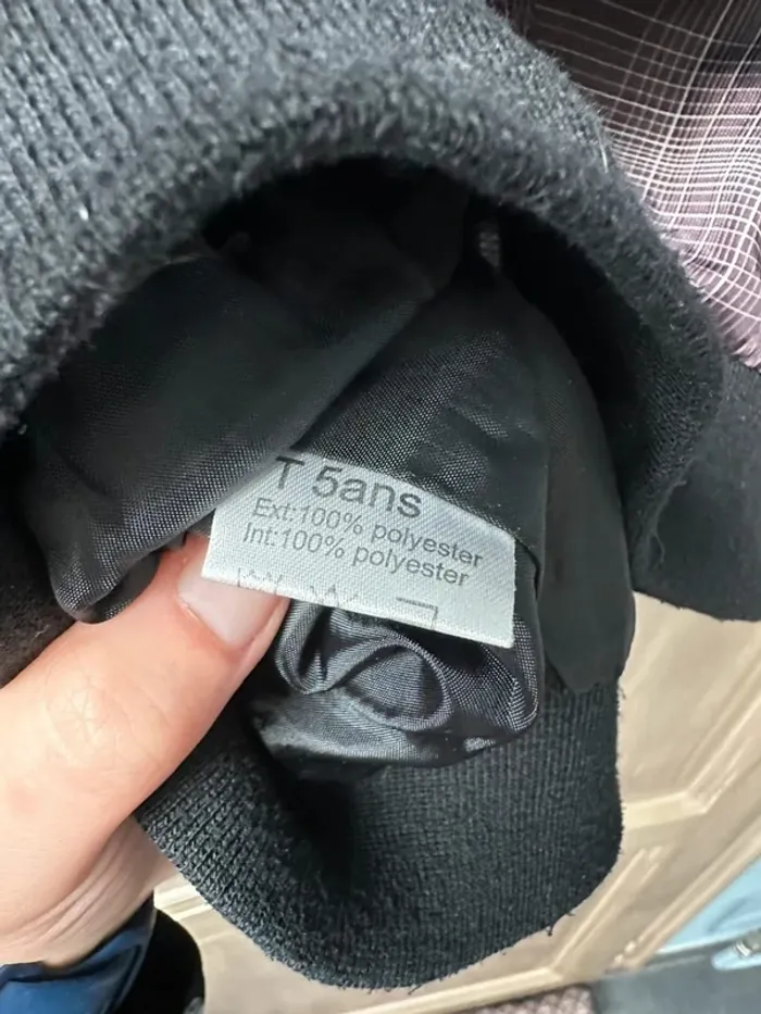 Veste imperméable noir et gris 5 ans - photo numéro 10